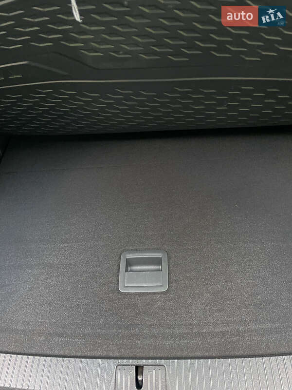 Универсал Volkswagen Passat 2016 в Рогатине