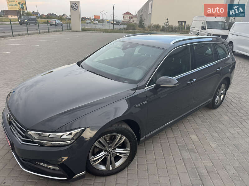 Универсал Volkswagen Passat 2021 в Луцке