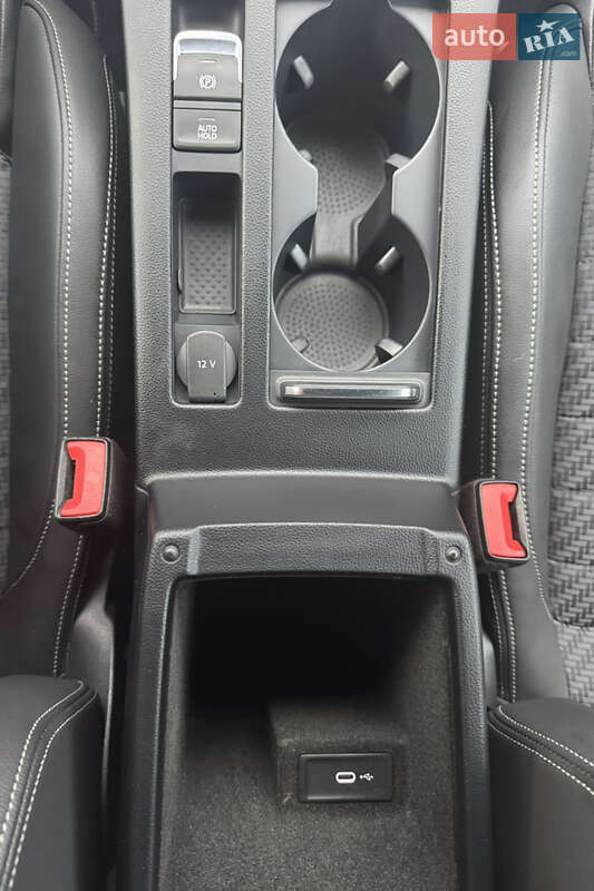 Универсал Volkswagen Passat 2021 в Луцке