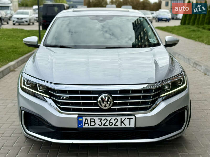 Седан Volkswagen Passat 2020 в Житомирі