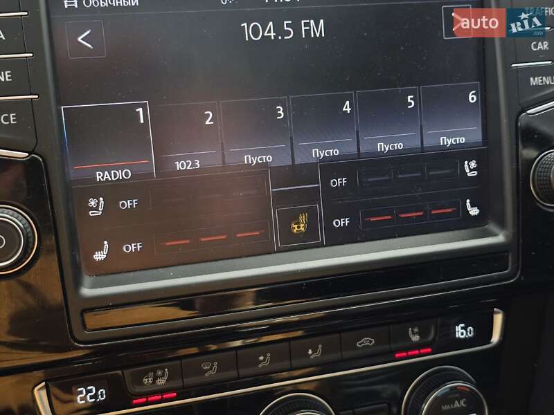 Універсал Volkswagen Passat 2015 в Тернополі