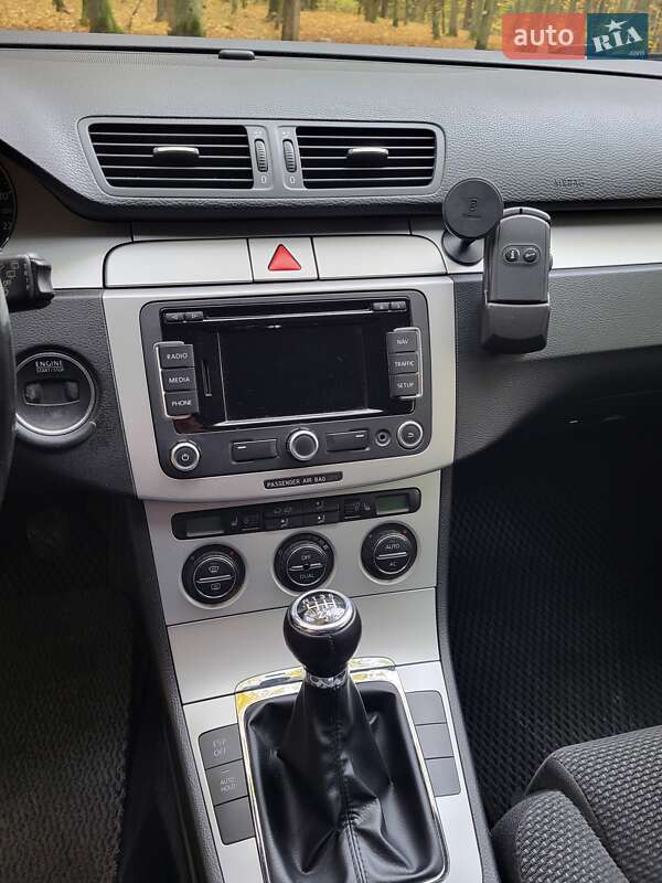 Универсал Volkswagen Passat 2008 в Луцке фото 13 Универсал Volkswagen Passat 2008 в Луцке