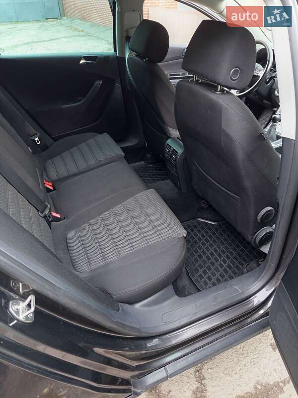 Универсал Volkswagen Passat 2005 в Харькове