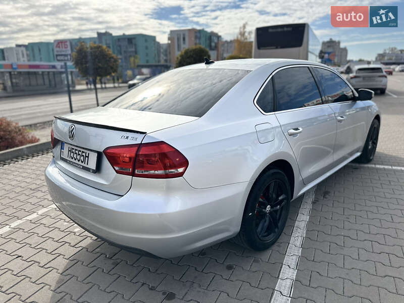 Седан Volkswagen Passat 2013 в Софиевской Борщаговке