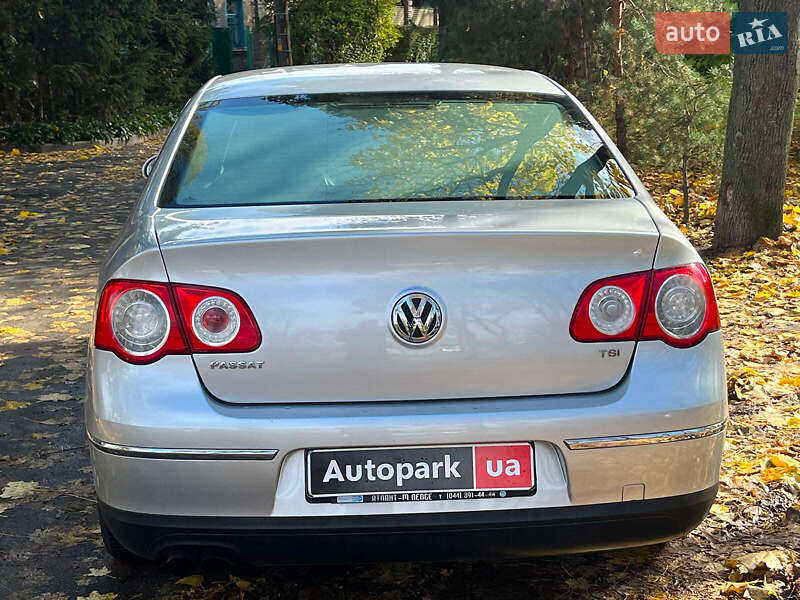 Седан Volkswagen Passat 2008 в Киеве