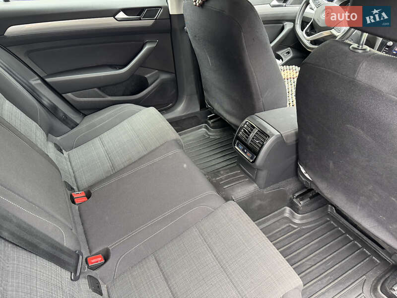 Универсал Volkswagen Passat 2020 в Романове фото 11 Универсал Volkswagen Passat 2020 в Романове