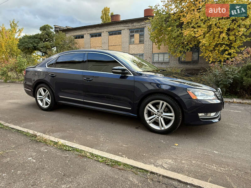 Седан Volkswagen Passat 2012 в Кривом Роге