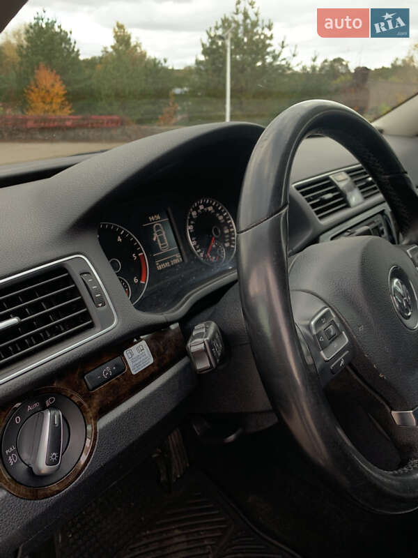 Седан Volkswagen Passat 2015 в Вінниці фото 25 Седан Volkswagen Passat 2015 в Вінниці