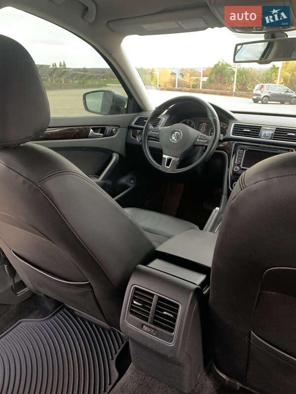 Седан Volkswagen Passat 2015 в Вінниці фото 33 Седан Volkswagen Passat 2015 в Вінниці