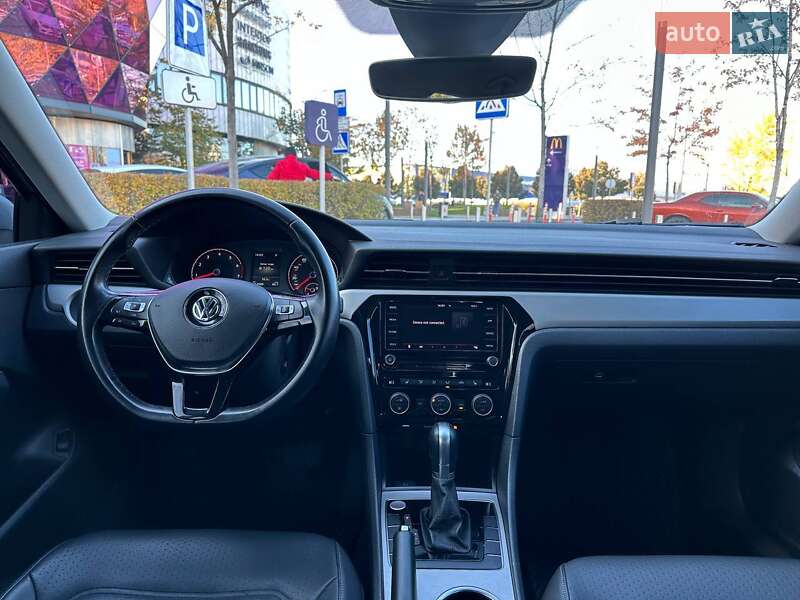 Седан Volkswagen Passat 2020 в Киеве фото 24 Седан Volkswagen Passat 2020 в Киеве