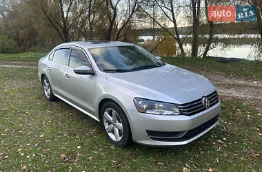 Седан Volkswagen Passat 2013 в Києві