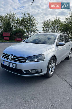 Универсал Volkswagen Passat 2012 в Полтаве