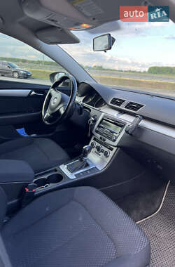 Универсал Volkswagen Passat 2012 в Полтаве