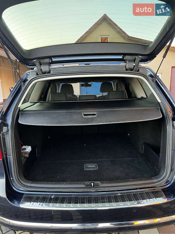 Универсал Volkswagen Passat 2012 в Кельменцах