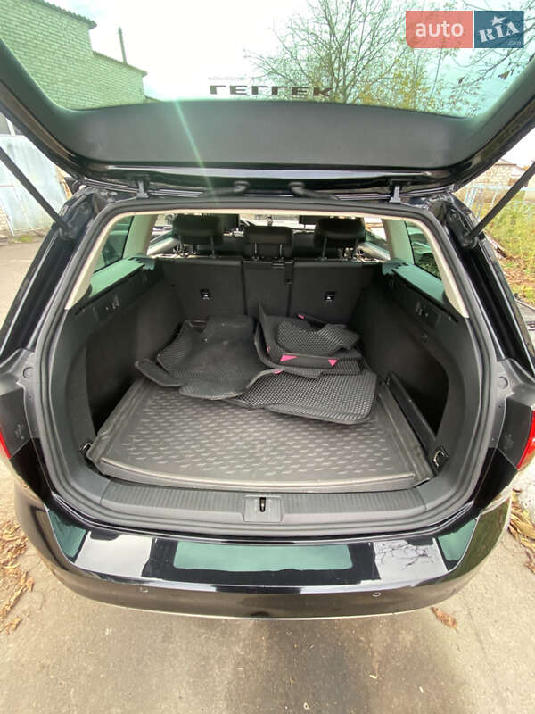 Універсал Volkswagen Passat 2016 в Луцьку