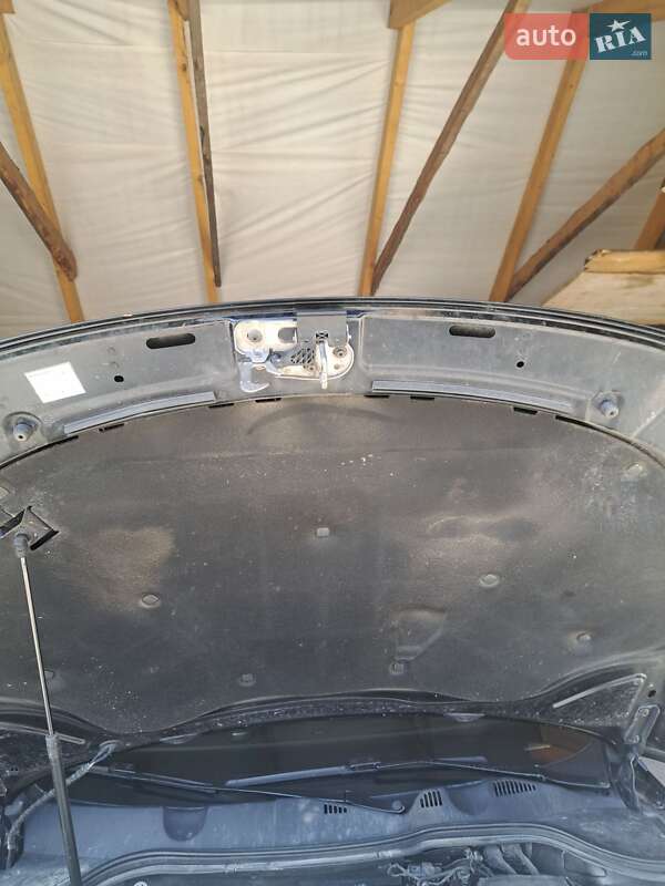 Седан Volkswagen Passat 2008 в Ивано-Франковске