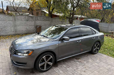 Седан Volkswagen Passat 2015 в Чернигове