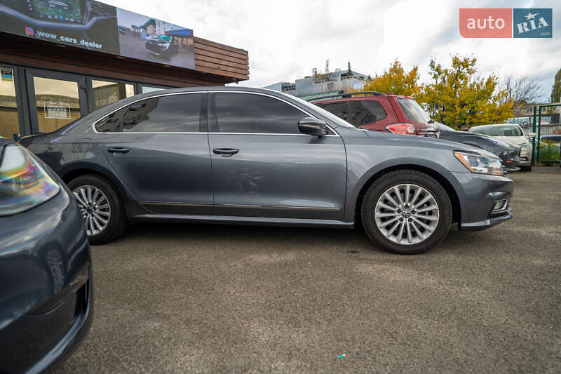 Седан Volkswagen Passat 2016 в Києві