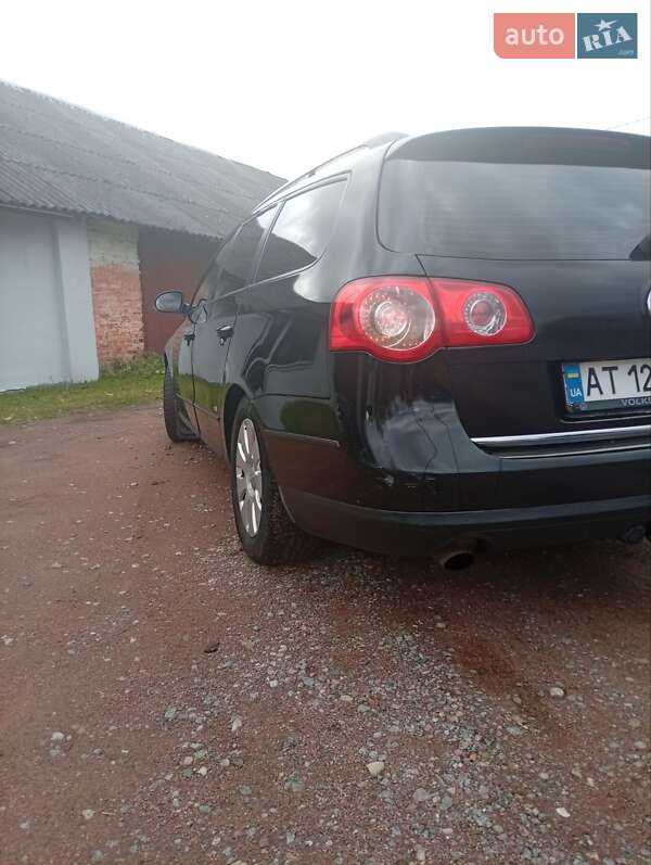 Универсал Volkswagen Passat 2006 в Ивано-Франковске