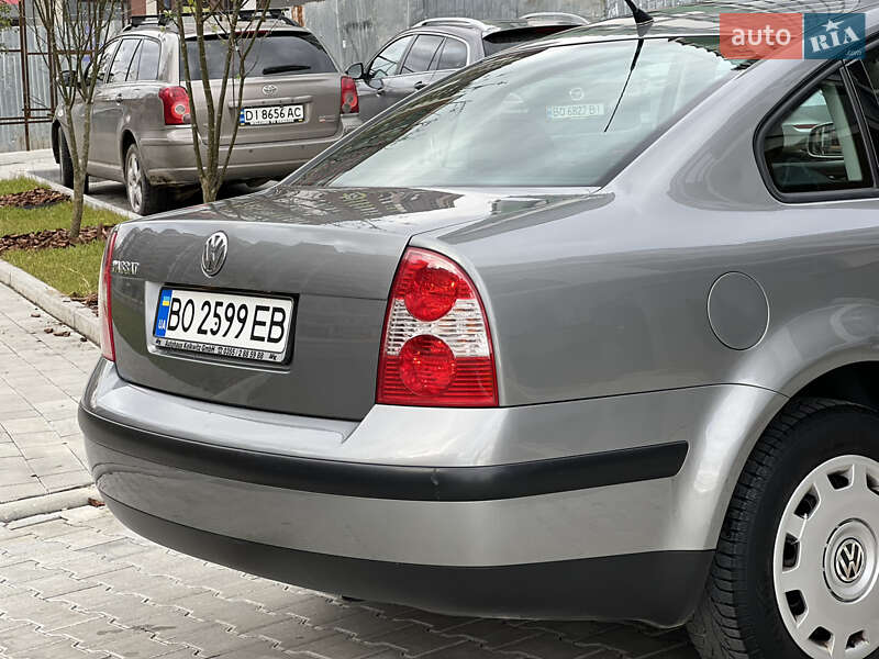 Седан Volkswagen Passat 2001 в Тернополе