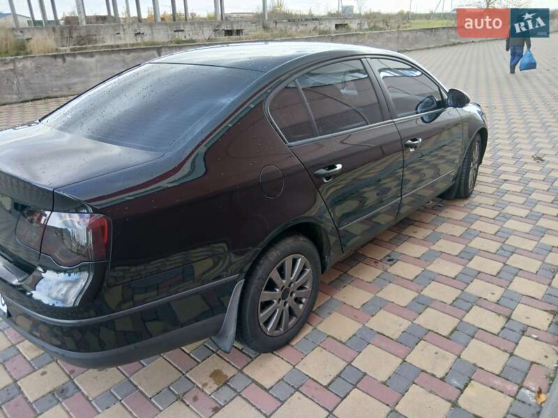 Седан Volkswagen Passat 2008 в Гайсине