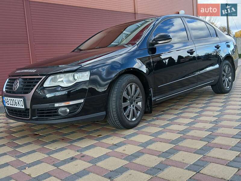 Седан Volkswagen Passat 2008 в Гайсине