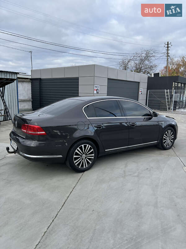 Седан Volkswagen Passat 2011 в Білій Церкві