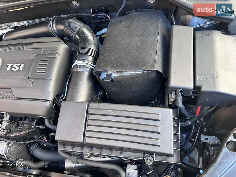 Седан Volkswagen Passat 2016 в Киеве