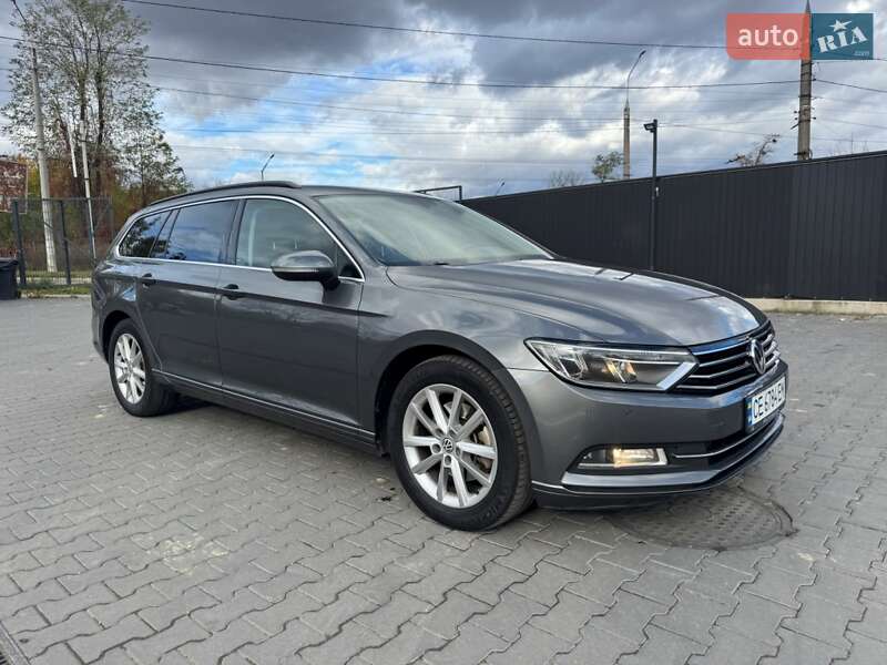 Универсал Volkswagen Passat 2015 в Черновцах
