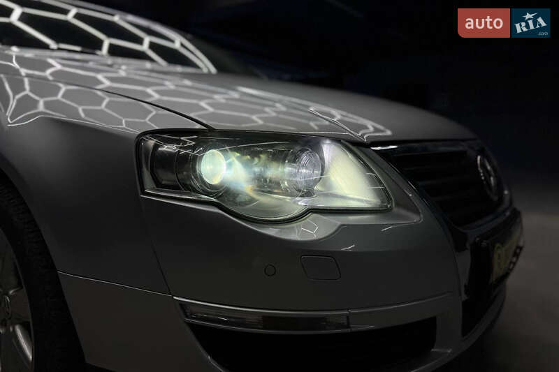 Седан Volkswagen Passat 2010 в Чернівцях