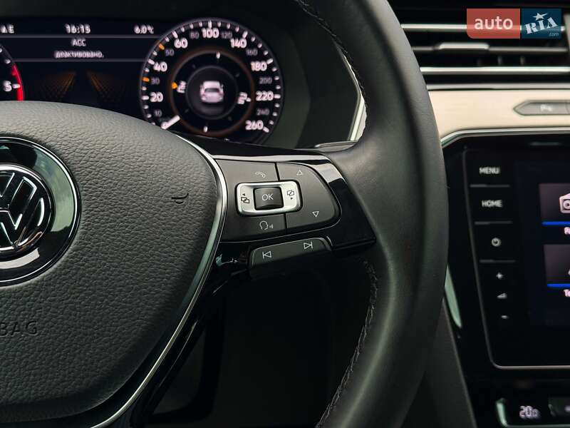 Універсал Volkswagen Passat 2017 в Луцьку фото 39 Універсал Volkswagen Passat 2017 в Луцьку