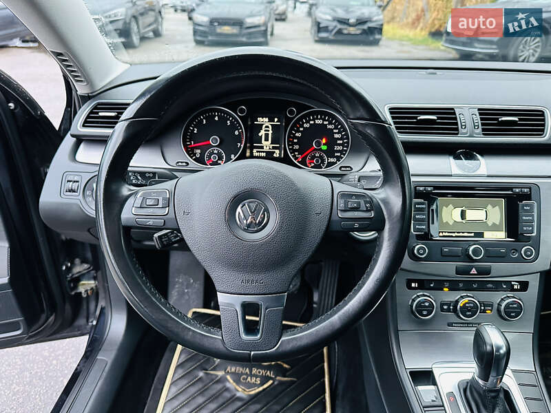 Универсал Volkswagen Passat 2013 в Харькове