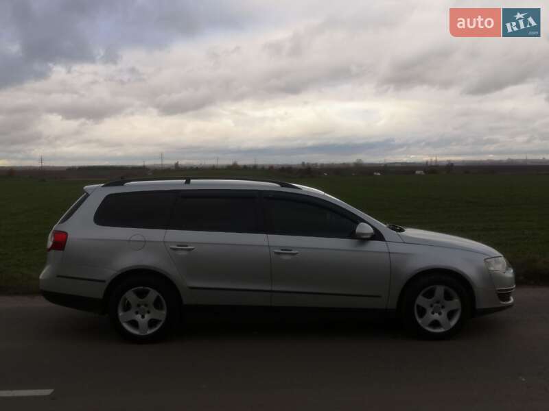 Універсал Volkswagen Passat 2007 в Здолбуніві