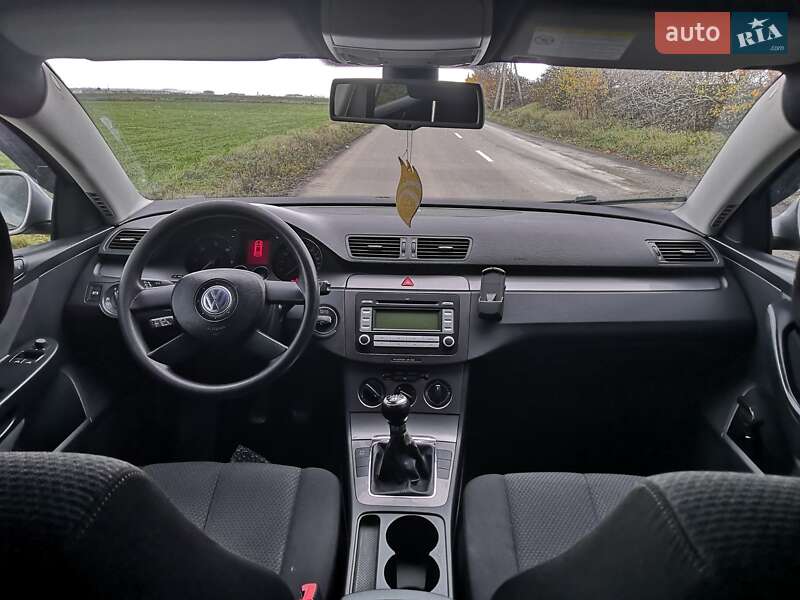 Універсал Volkswagen Passat 2007 в Здолбуніві