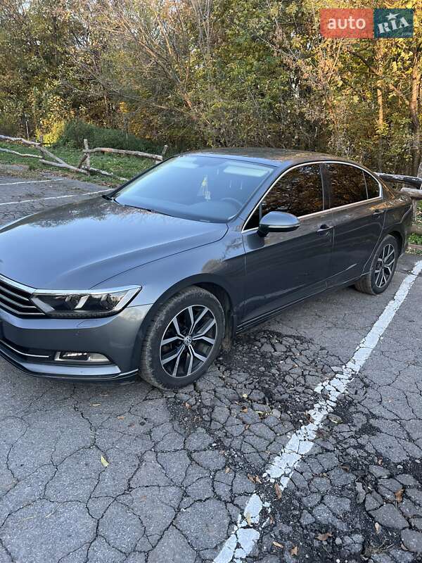 Седан Volkswagen Passat 2015 в Хмельницком фото 2 Седан Volkswagen Passat 2015 в Хмельницком