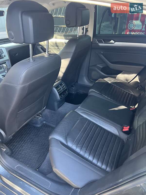 Седан Volkswagen Passat 2015 в Хмельницком фото 16 Седан Volkswagen Passat 2015 в Хмельницком