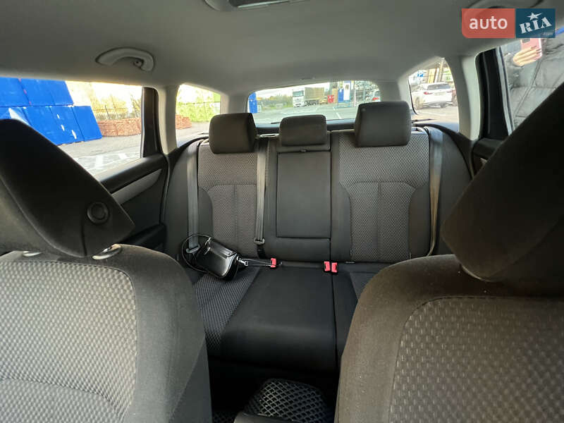 Универсал Volkswagen Passat 2011 в Ивано-Франковске фото 9 Универсал Volkswagen Passat 2011 в Ивано-Франковске