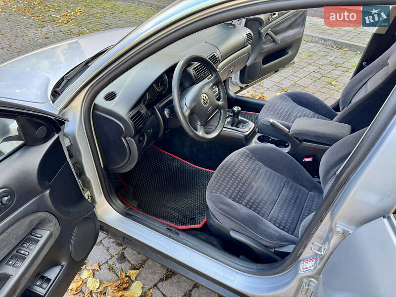 Универсал Volkswagen Passat 2001 в Калуше фото 10 Универсал Volkswagen Passat 2001 в Калуше