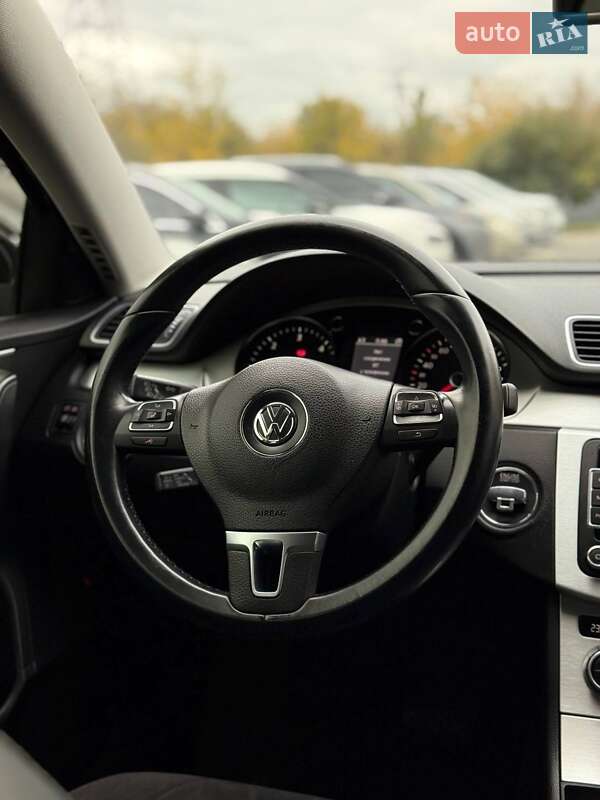 Универсал Volkswagen Passat 2013 в Кривом Роге фото 3 Универсал Volkswagen Passat 2013 в Кривом Роге