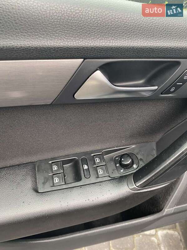 Универсал Volkswagen Passat 2012 в Маневичах