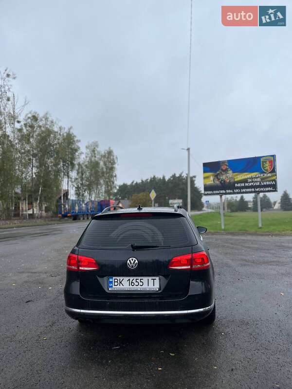 Универсал Volkswagen Passat 2012 в Маневичах