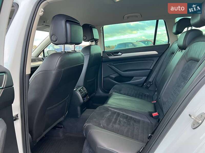 Універсал Volkswagen Passat 2016 в Львові фото 37 Універсал Volkswagen Passat 2016 в Львові