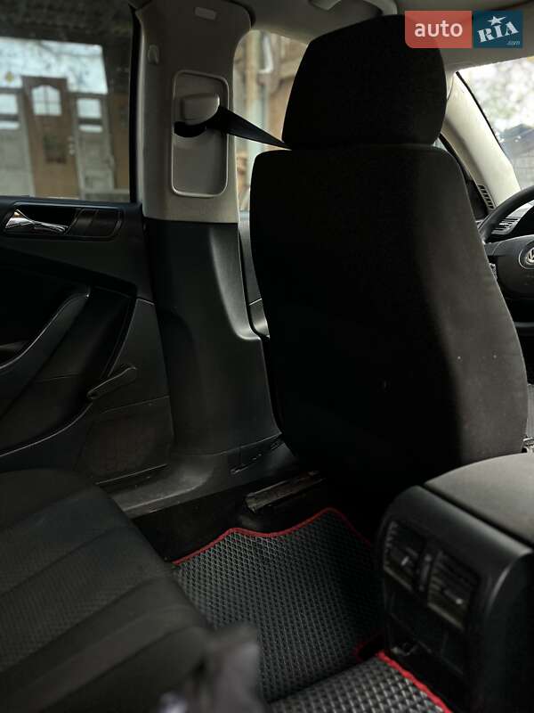 Универсал Volkswagen Passat 2005 в Луцке