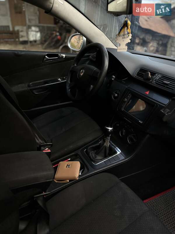 Универсал Volkswagen Passat 2005 в Луцке