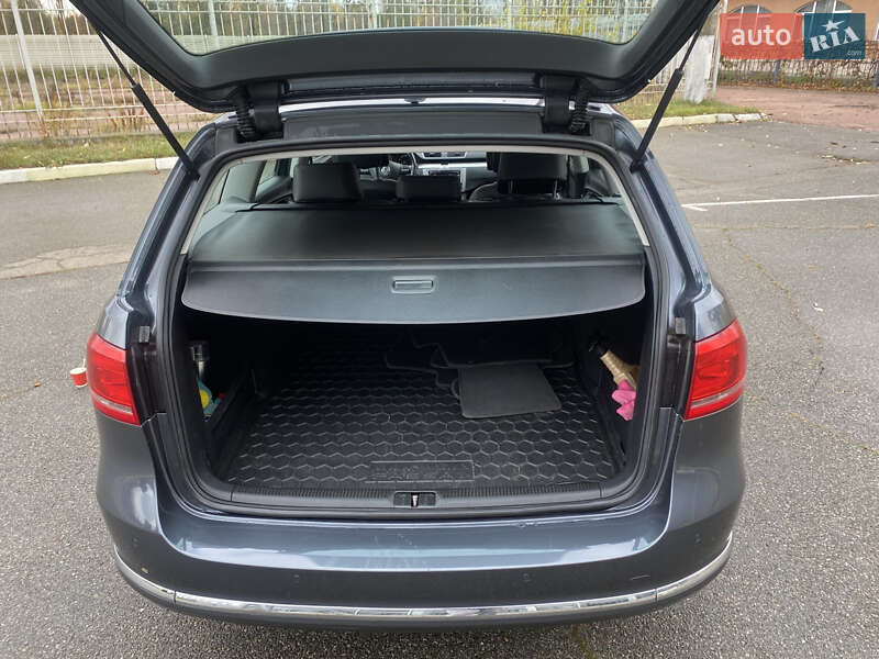 Универсал Volkswagen Passat 2011 в Киеве фото 13 Универсал Volkswagen Passat 2011 в Киеве