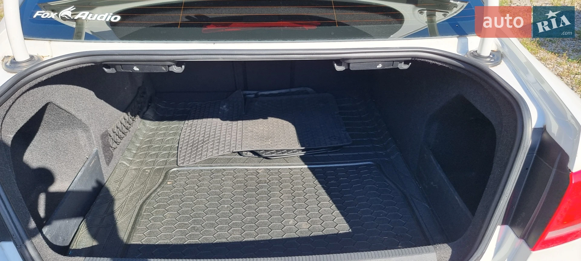 Volkswagen Passat 2014 VIN WVWZZZ3CZEP016301 фото оголошення 16 з 18