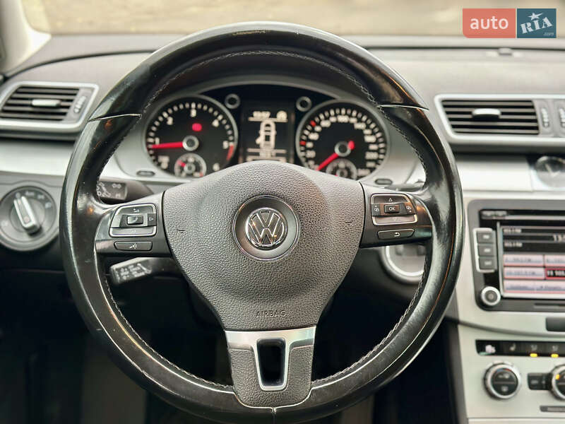 Седан Volkswagen Passat 2013 в Киеве фото 13 Седан Volkswagen Passat 2013 в Киеве