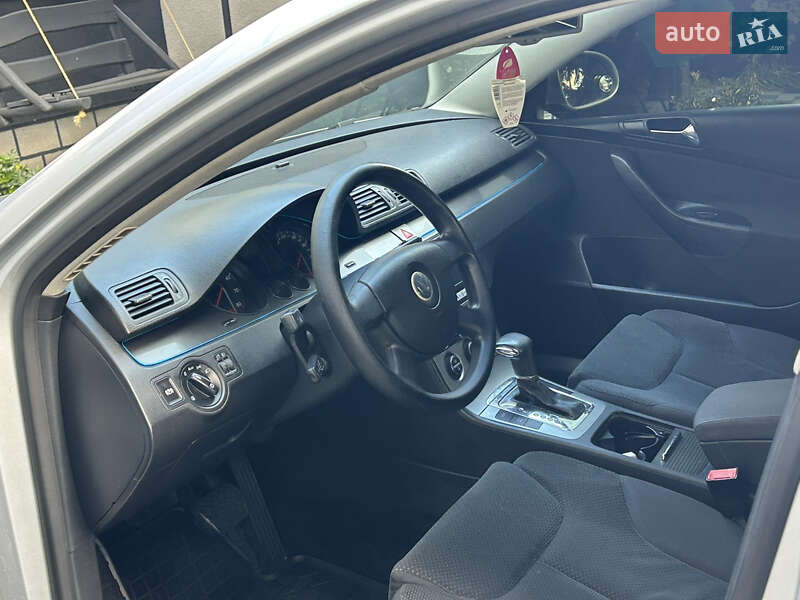 Седан Volkswagen Passat 2005 в Мукачево