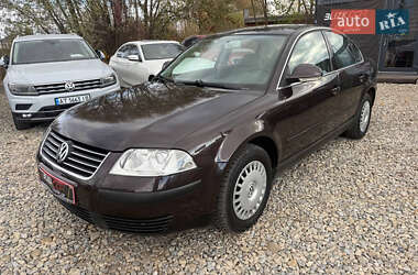Седан Volkswagen Passat 2004 в Коломиї