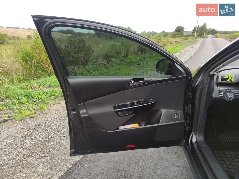 Универсал Volkswagen Passat 2006 в Хмельницком